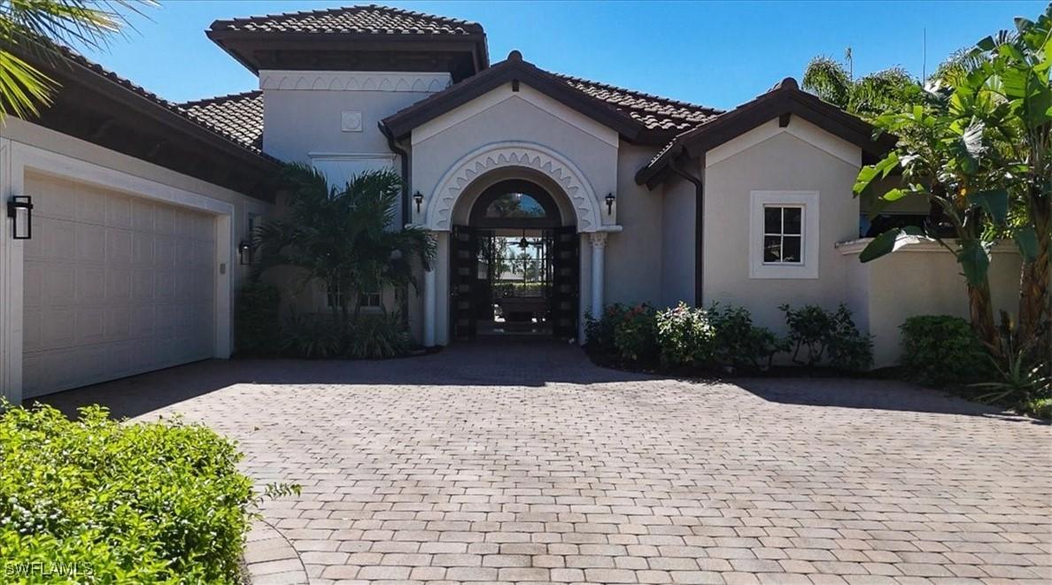 8910 Shenendoah Cir., Naples, FL 34113