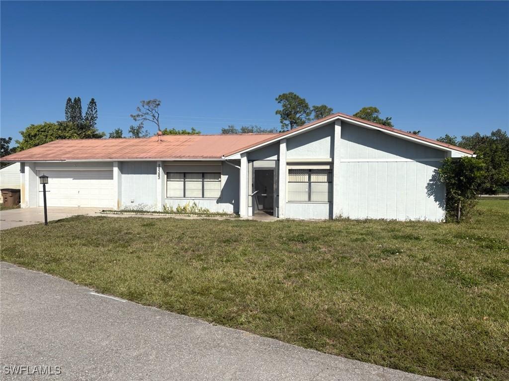 19383 Orchidtree Ct., Lehigh Acres, FL 33936