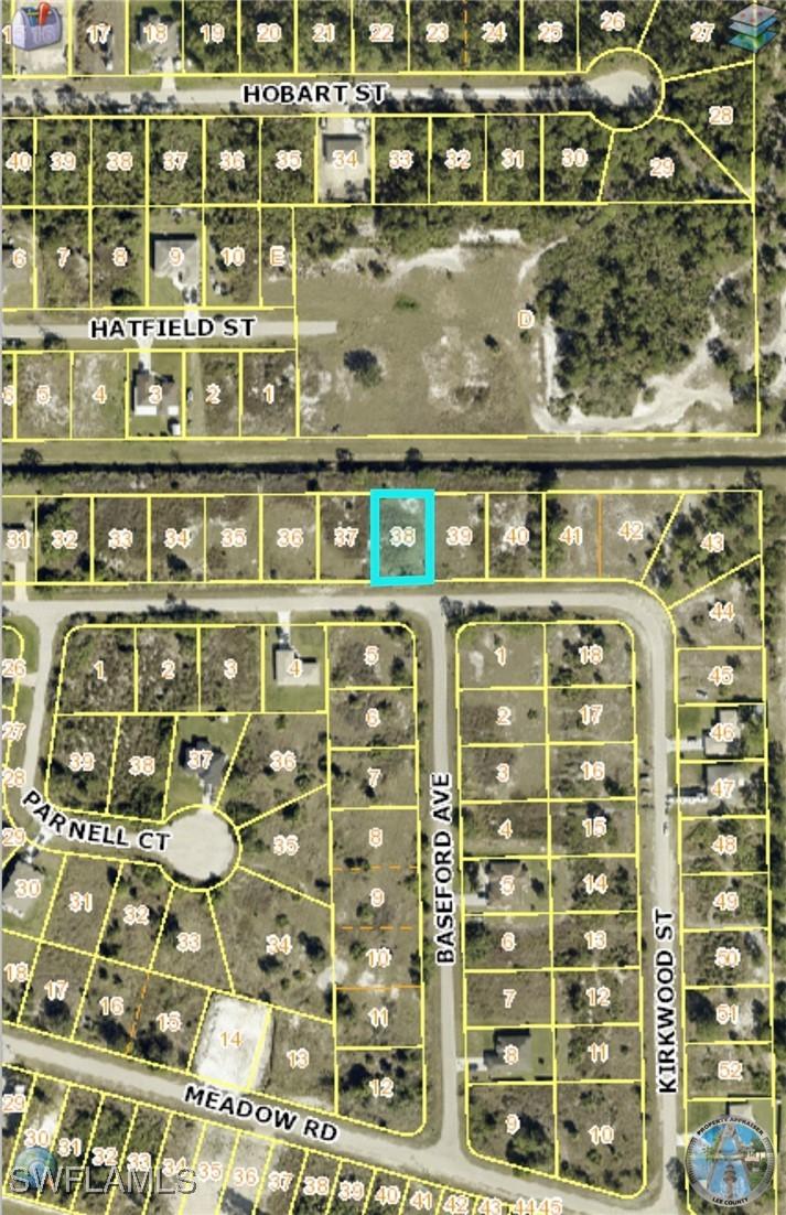 1035 Kirkwood St., Lehigh Acres, FL 33974