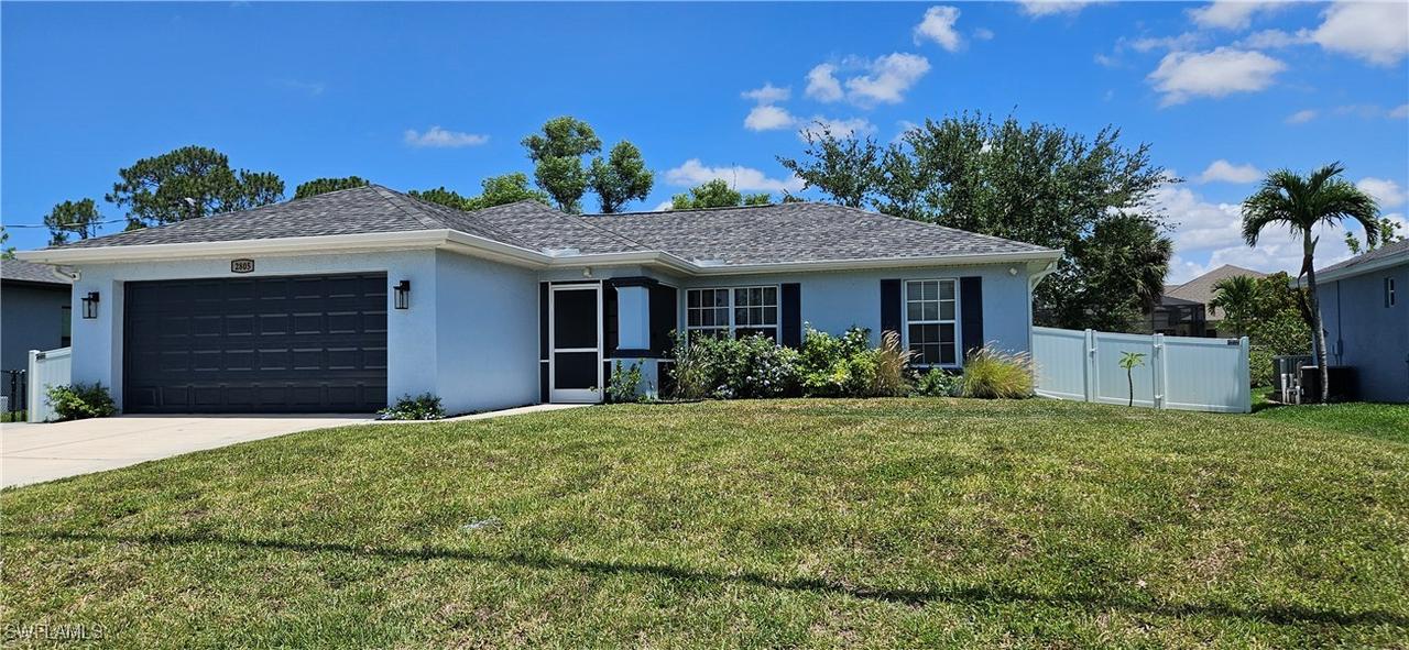 2805 Van Buren Pkwy., Cape Coral, FL 33993