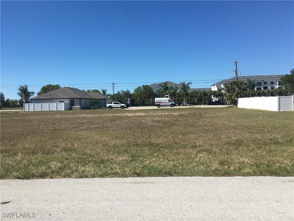 3602 SW 15th Pl., Cape Coral, FL 33914