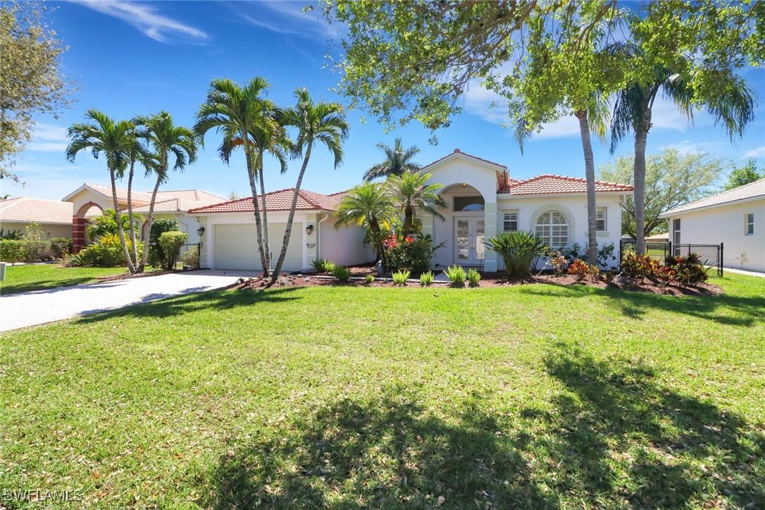 984 Chesapeake Bay Ct., Naples, FL 34120