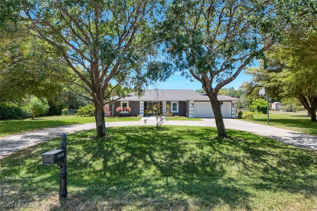 1930 Curling Ave., Naples, FL 34109