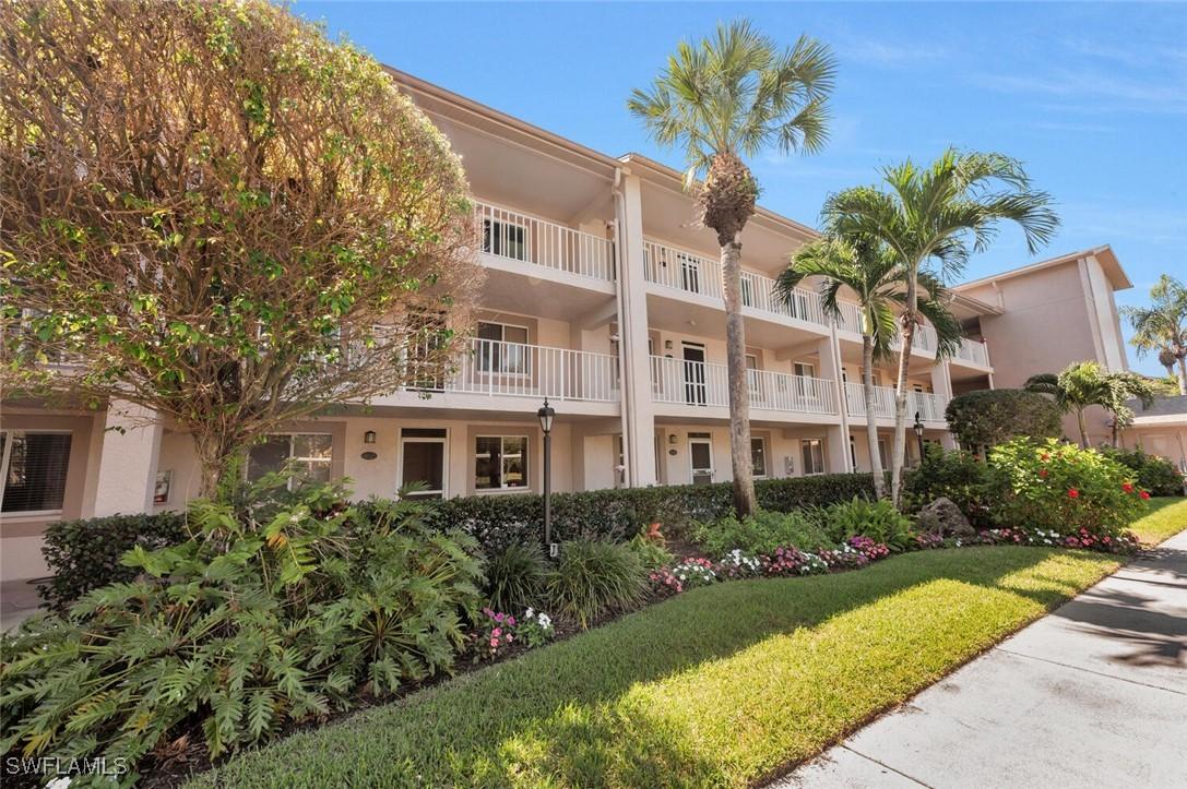 7320 Glenmoor Ln. #2106, Naples, FL 34104