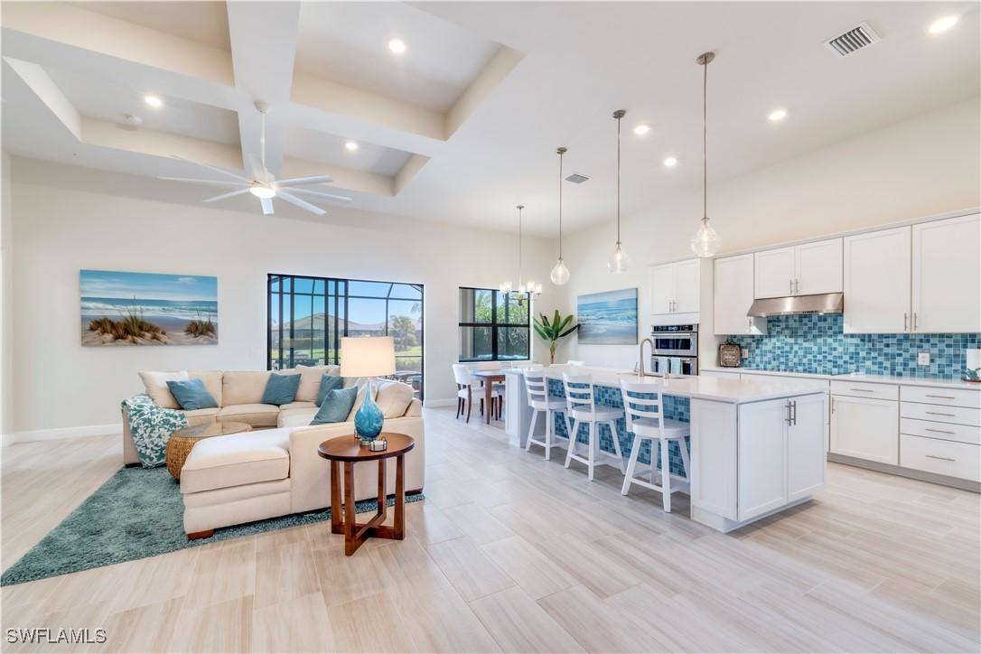 17571 Kinzie Ln., Estero, FL 33928