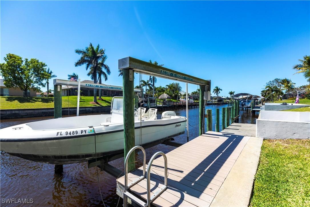 1514 Shelby Pkwy., Cape Coral, FL 33904