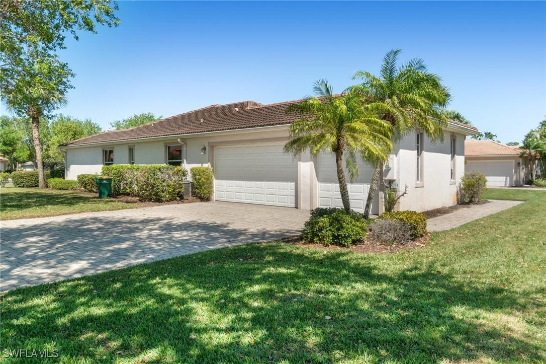 3966 Recreation Ln., Naples, FL 34116