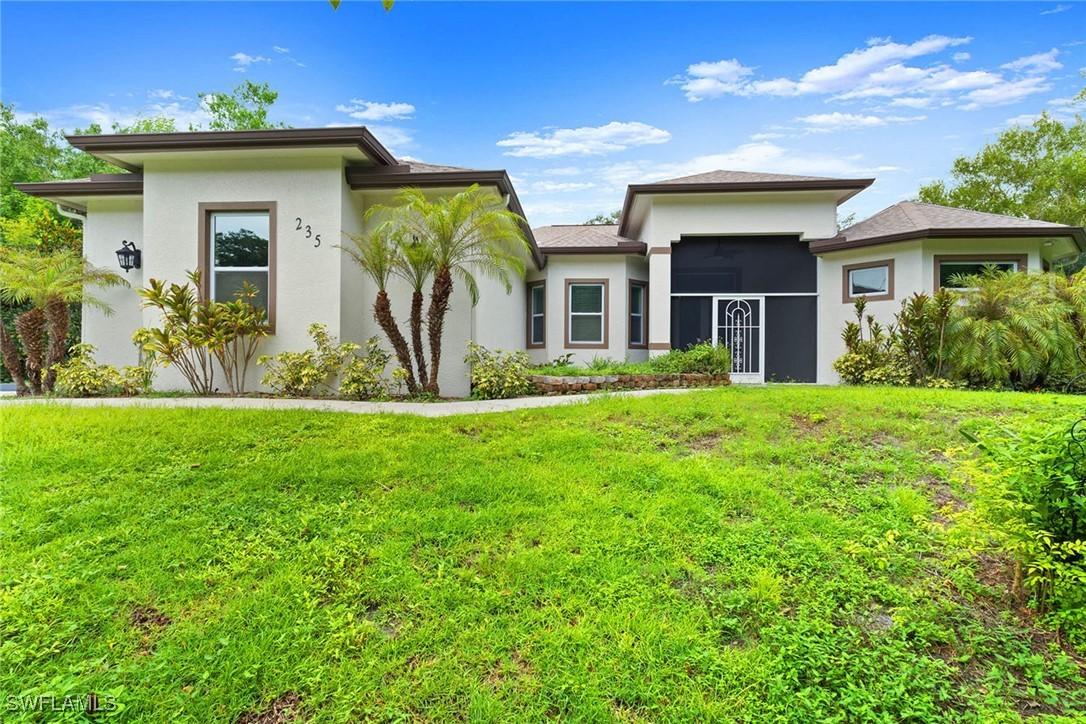 235 6th St., Naples, FL 34117