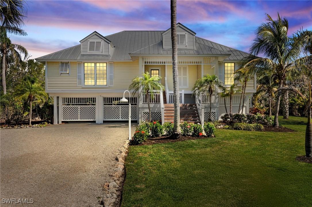 213 Daniel Dr., Sanibel, FL 33957