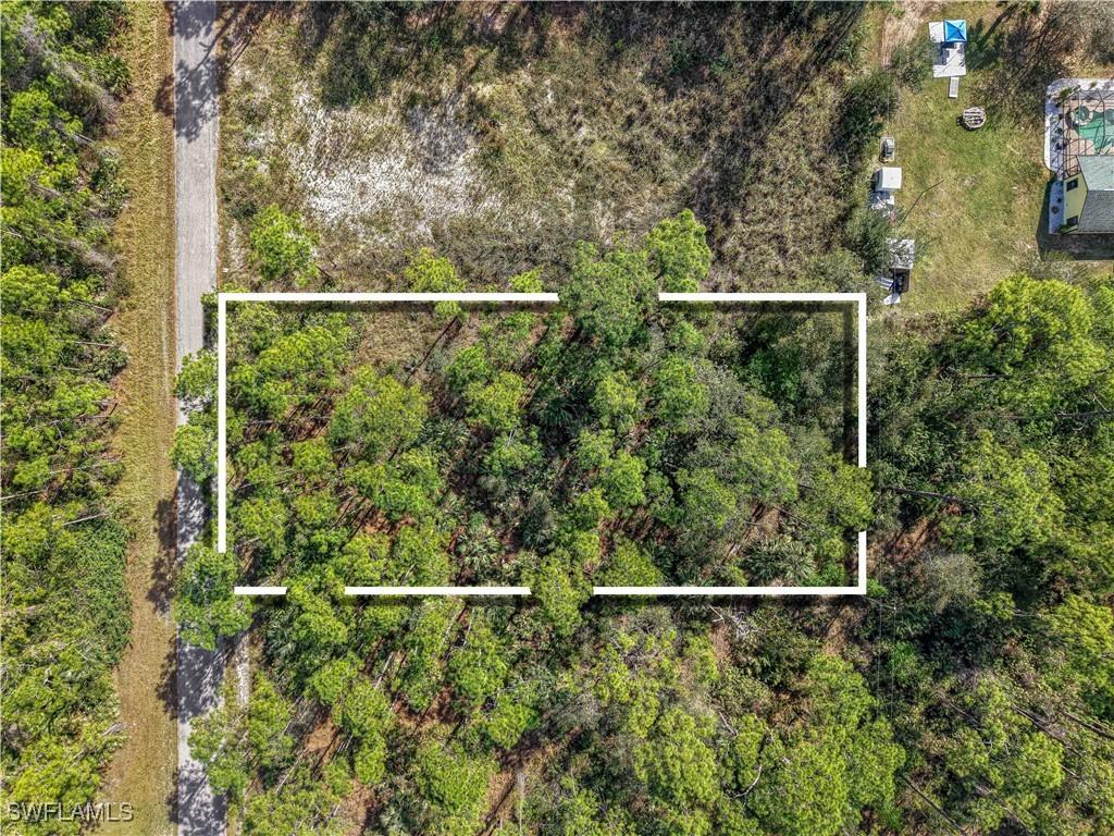 2017 Grant Ave., Alva, FL 33920