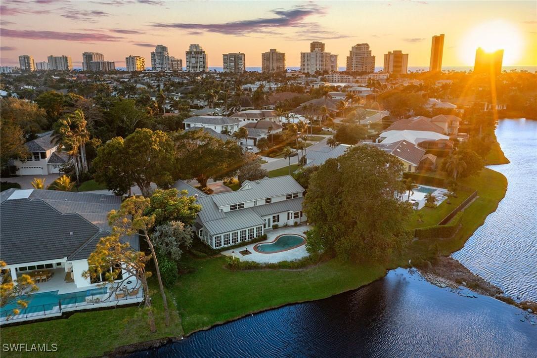 517 Devils Ln., Naples, FL 34103