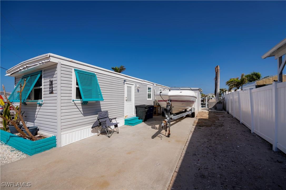 3842 Cherry Ln., St James City, FL 33956