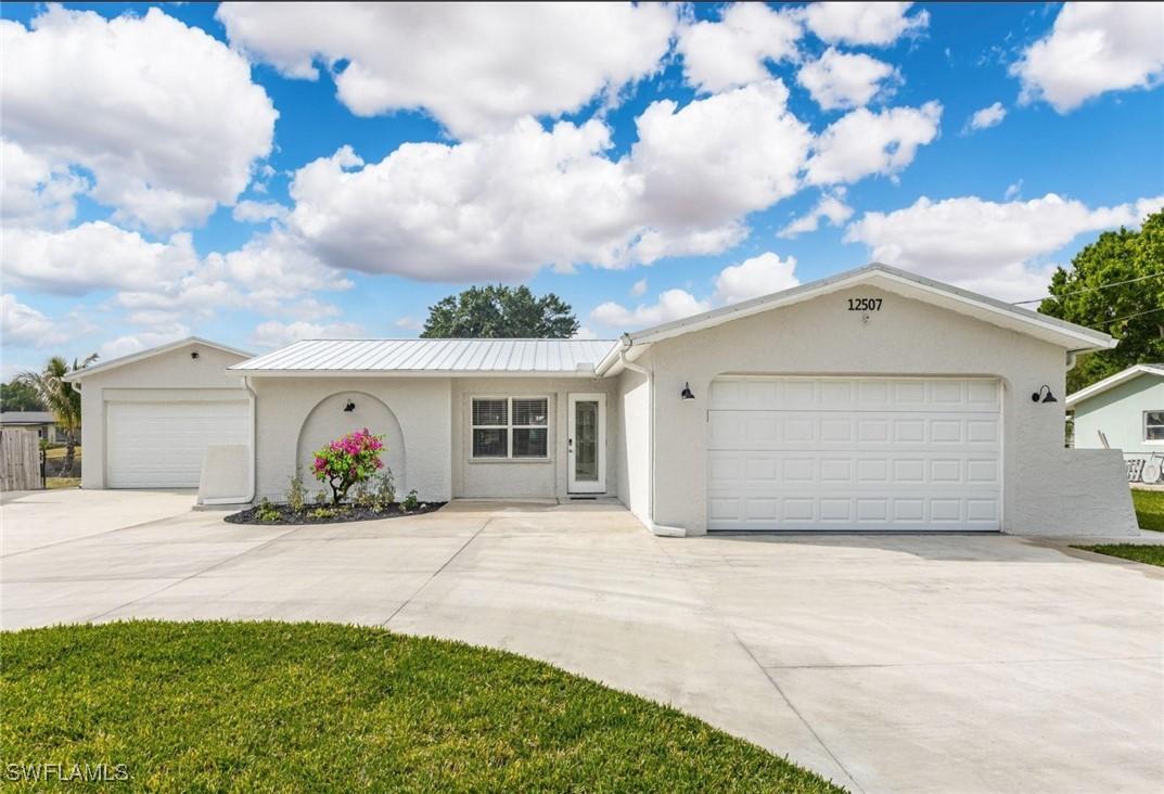 12507 River Rd., Fort Myers, FL 33905