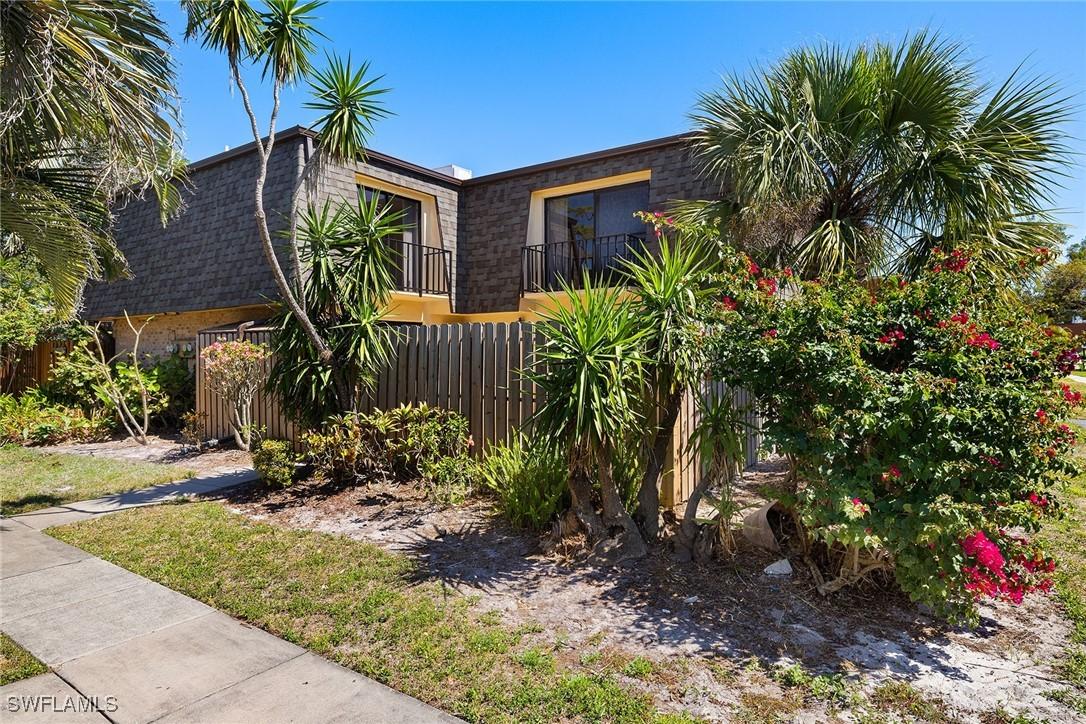 5544 Malt Dr. #2, Fort Myers, FL 33907