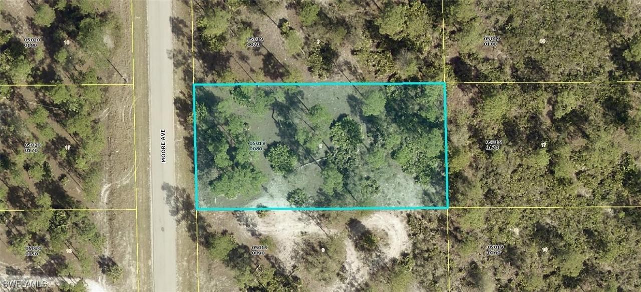 508 Moore Ave., Lehigh Acres, FL 33972