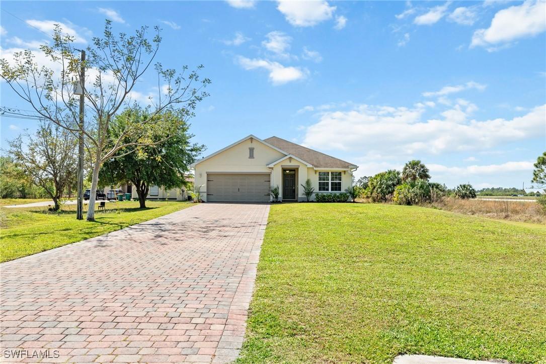 2920 35th Ave., Naples, FL 34120