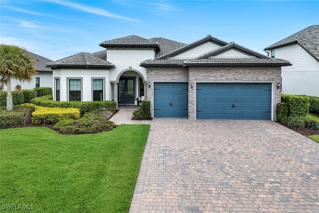 19009 Aqua Shore Dr., Fort Myers, FL 33913