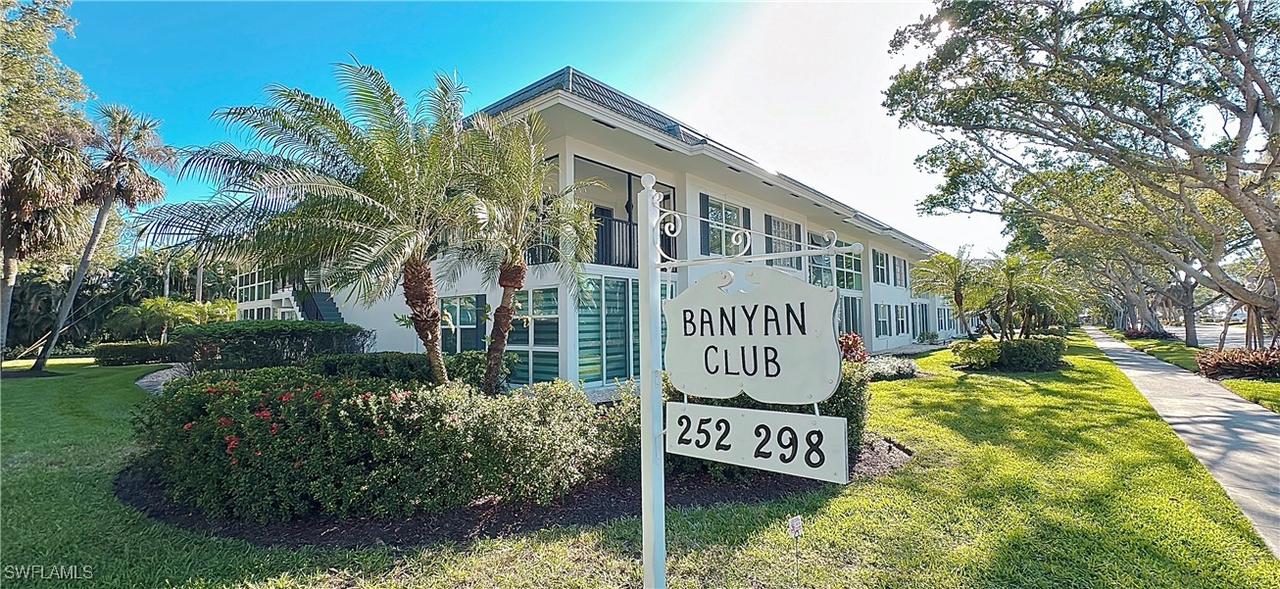 268 Banyan Blvd., Naples, FL 34102