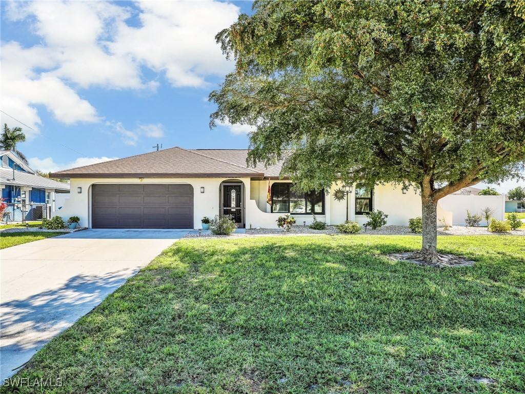 3823 SW 6th Pl., Cape Coral, FL 33914