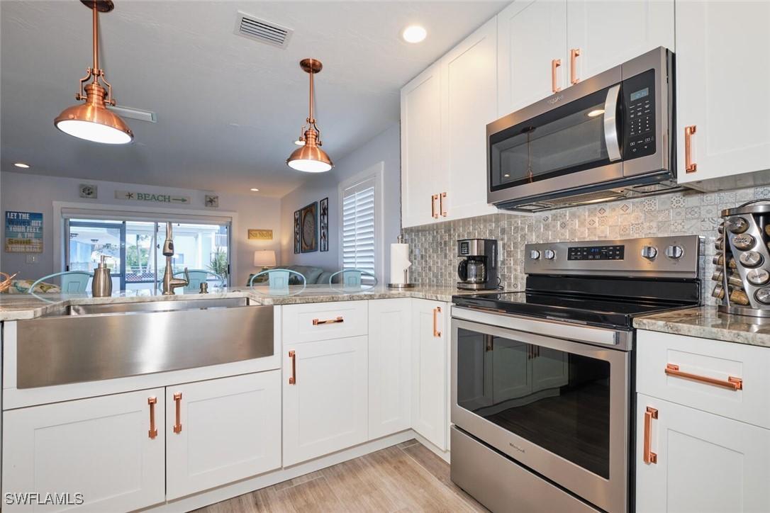 5027 SW 16th Pl. #103, Cape Coral, FL 33914