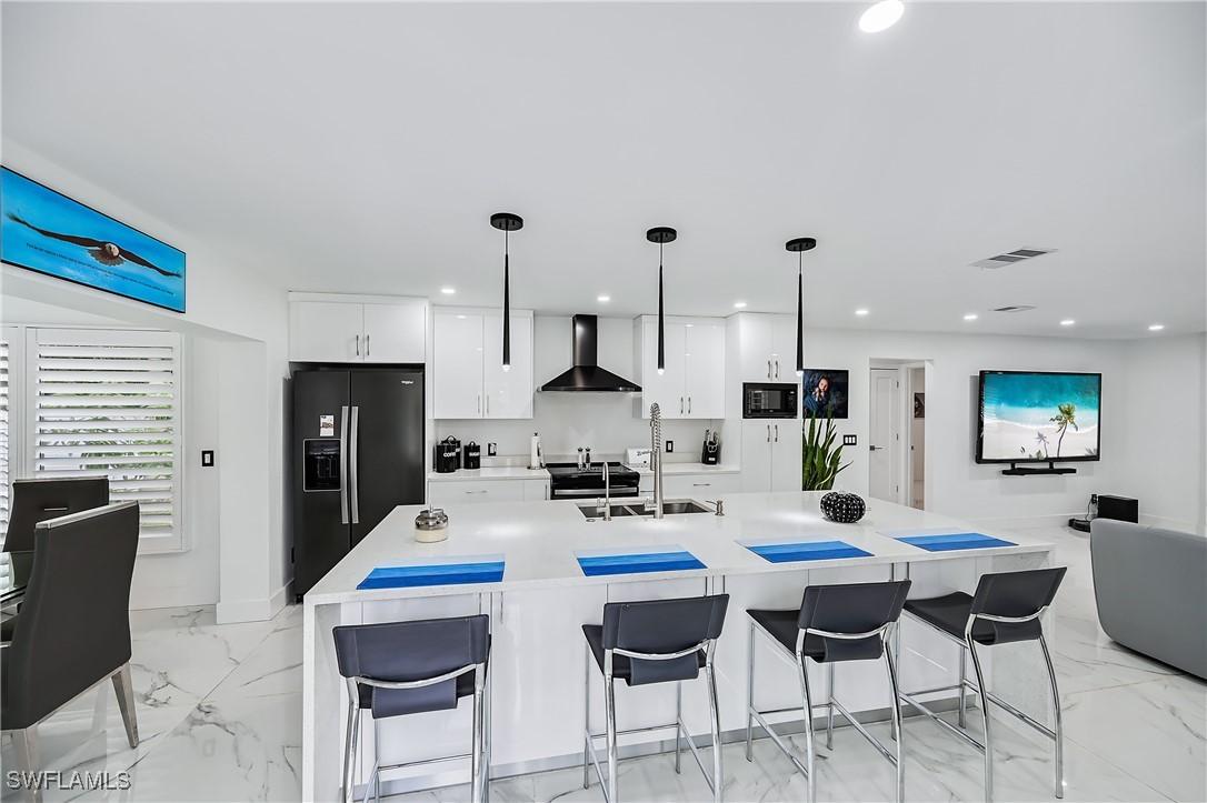 1026 S Town And River Dr., Fort Myers, FL 33919