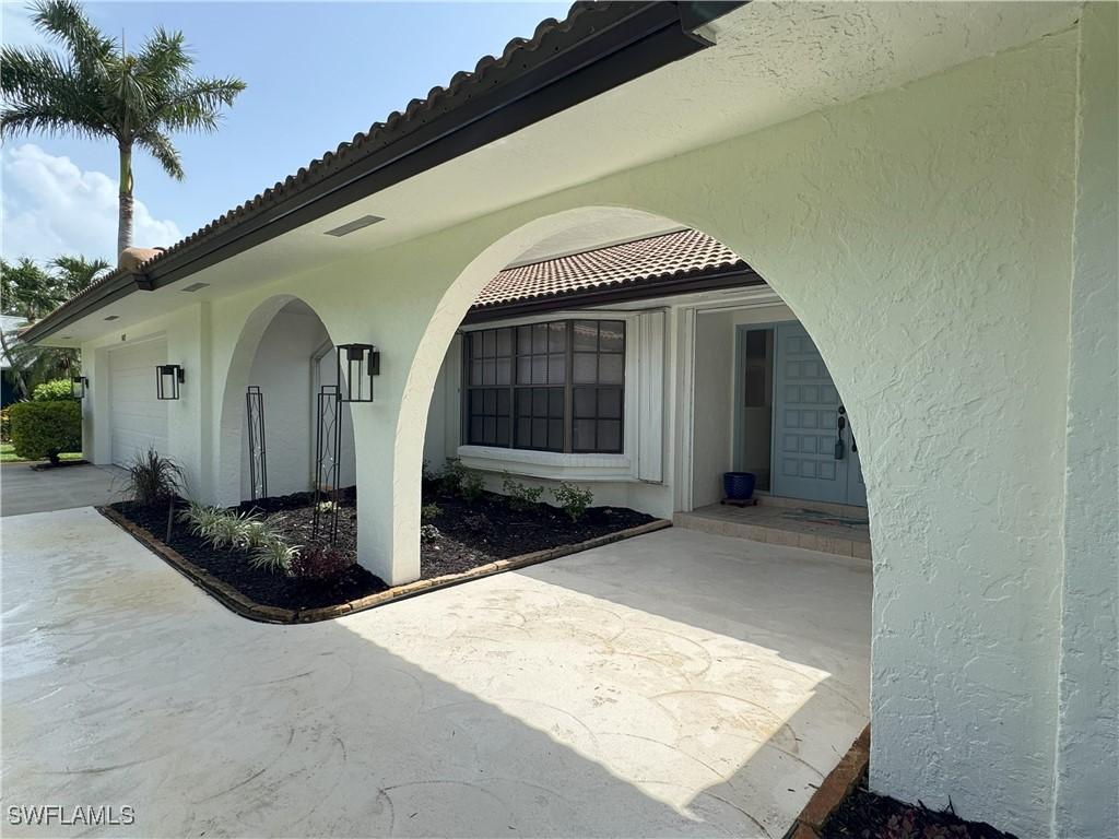 145 Forestwood Dr., Naples, FL 34110
