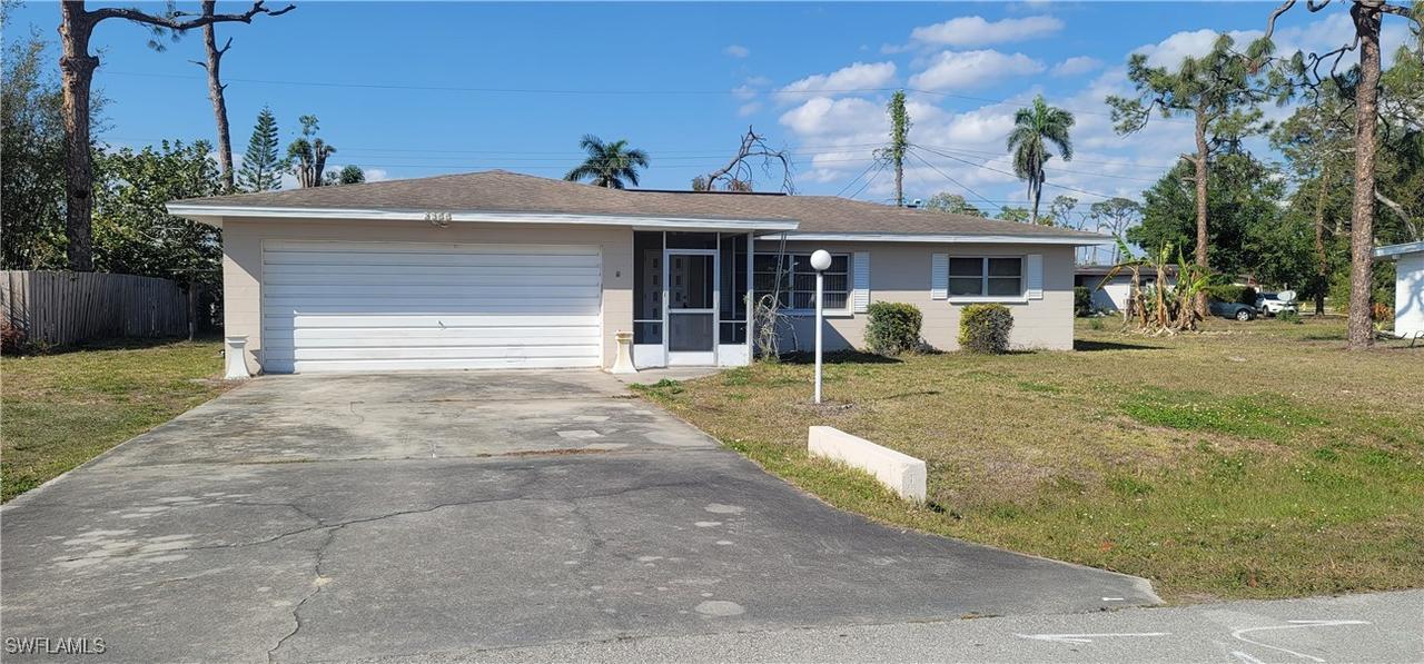 2355 Burton Ave., Fort Myers, FL 33907