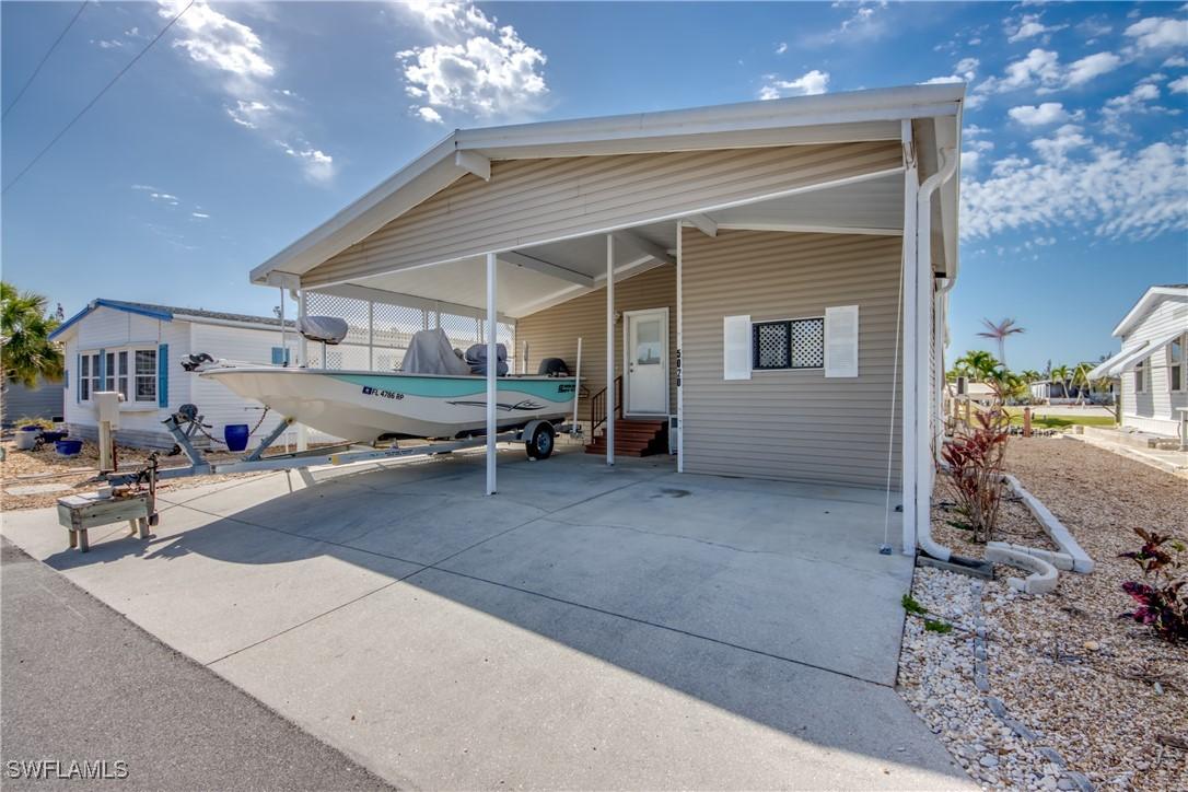5020 Gulfgate Ln., St. James City, FL 33956