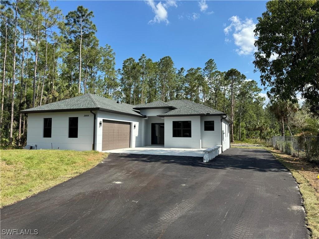 3593 43rd Ave., Naples, FL 34120
