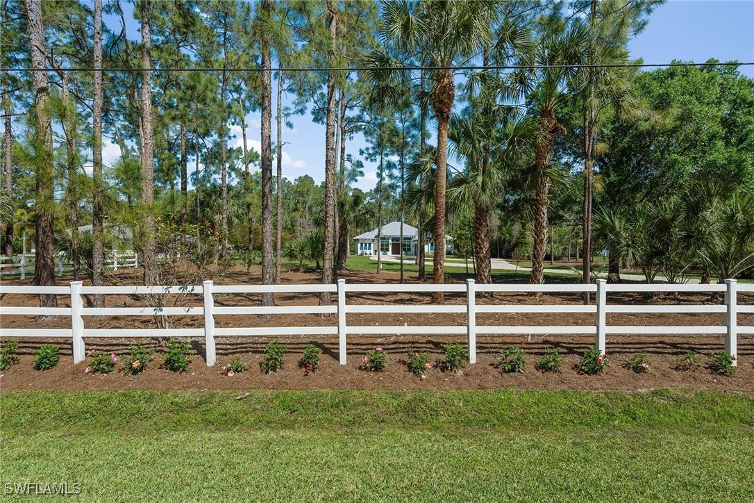 3321 3rd Ave., Naples, FL 34120