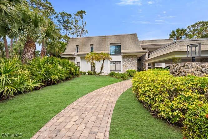 711 Wildwood Ln., Naples, FL 34105