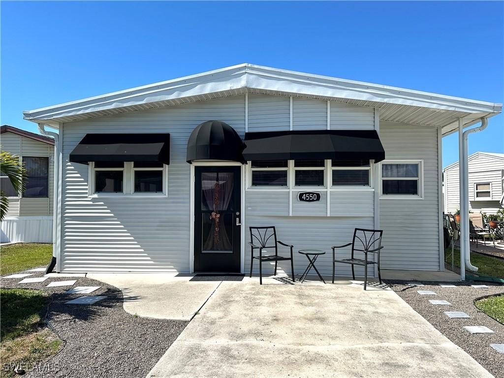 4550 Sawmill Dr., Estero, FL 33928