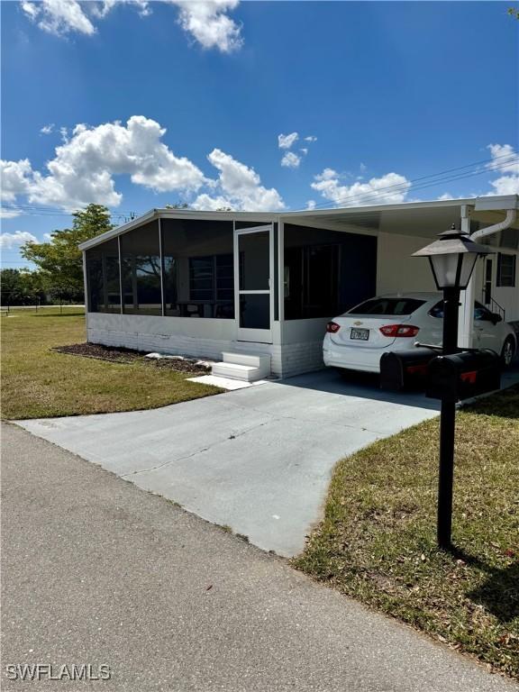 276 Poinsettia Dr., Fort Myers, FL 33905