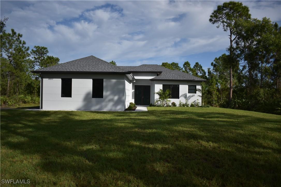 2507 45th Ave., Naples, FL 34120
