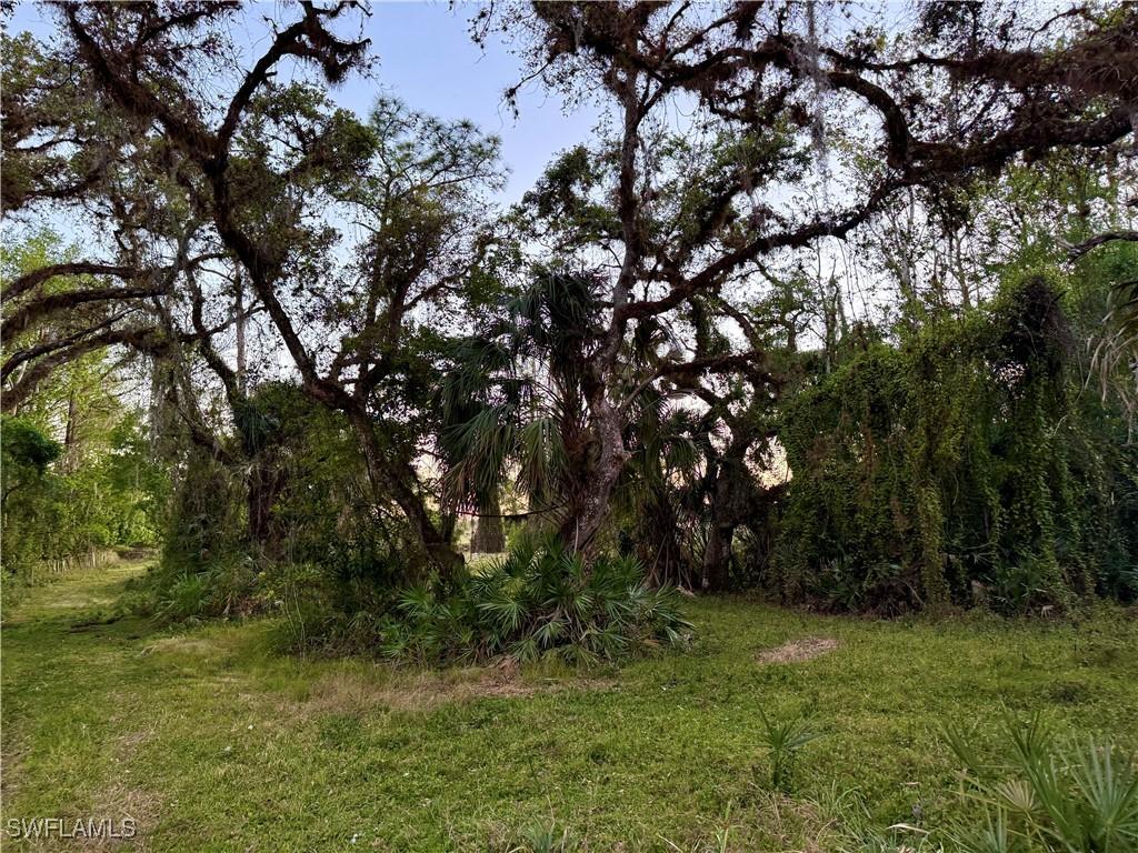 Secretariat Dr., Labelle, FL 33935