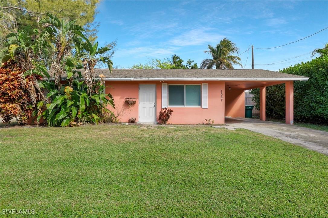 1547 Bembury Dr., Naples, FL 34102