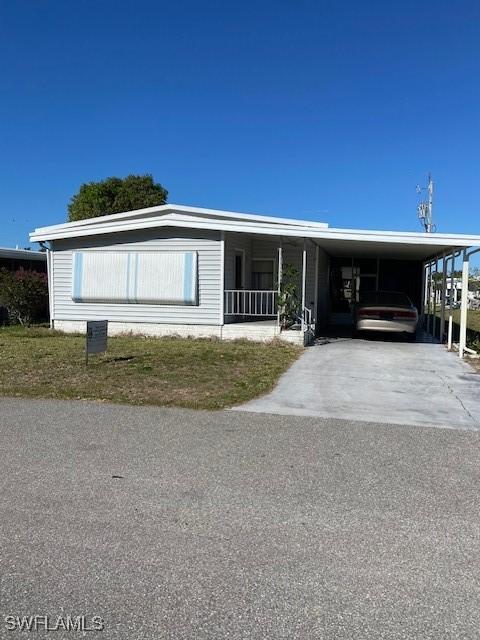 2773 Indianwood Dr., North Fort Myers, FL 33917