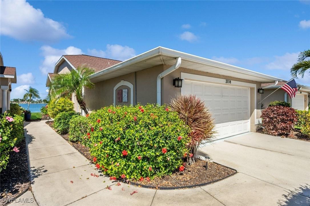 3114 W Crown Pointe Blvd., Naples, FL 34112