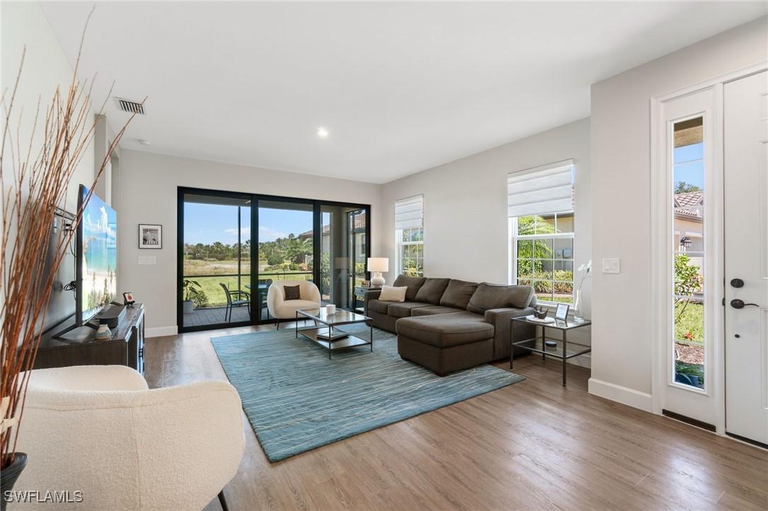 8021 Calle Canovas Ct., Naples, FL 34114