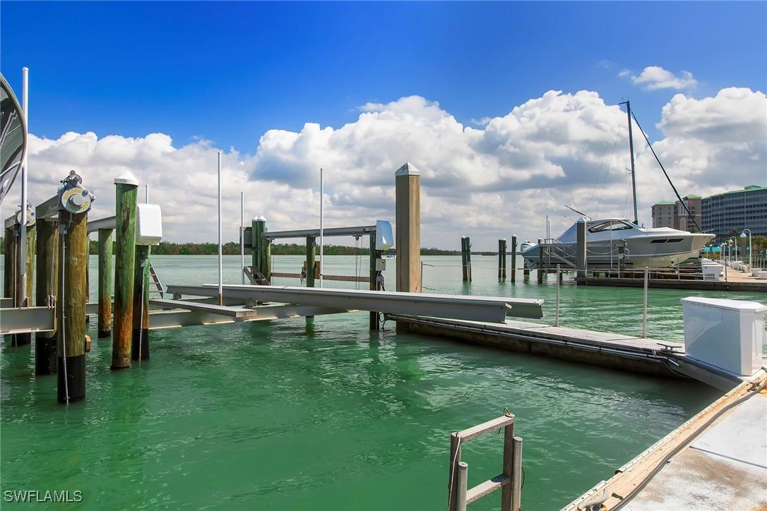 4199 Bay Beach Ln., Fort Myers Beach, FL 33931