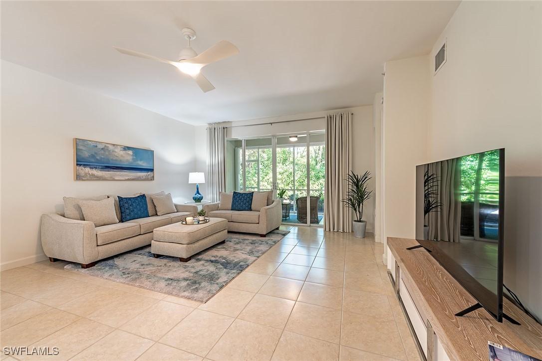 3042 Driftwood Way #4805, Naples, FL 34109