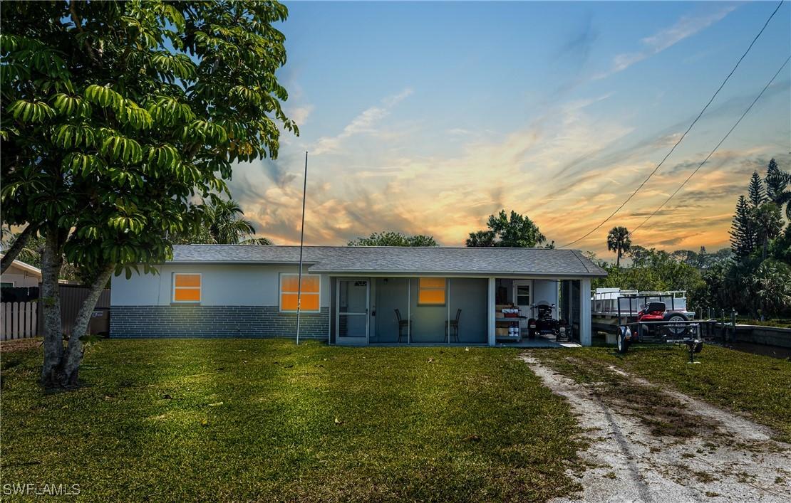 145 Schneider Dr., Fort Myers, FL 33905