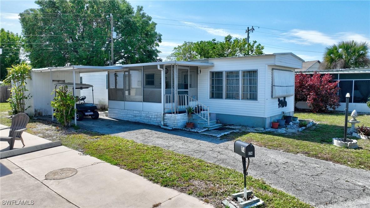 174 Santa Fe Tr., North Fort Myers, FL 33917