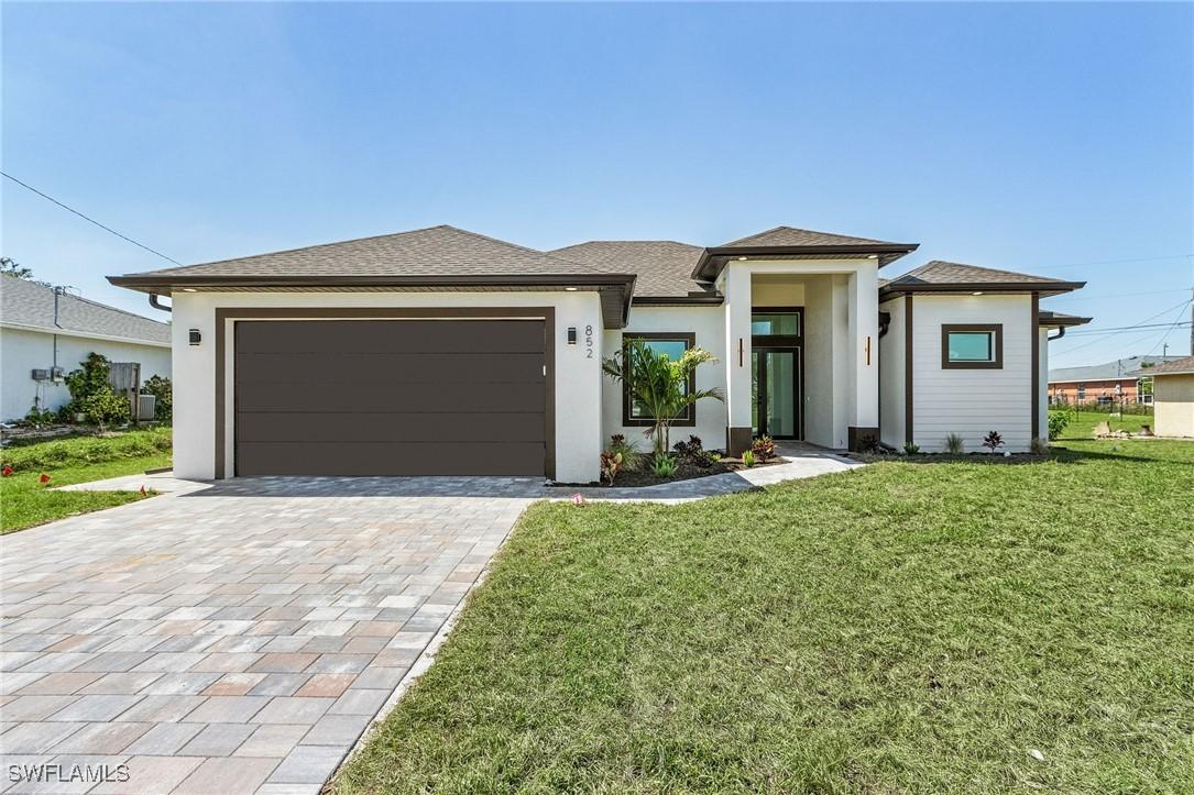 852 NE 6th Pl., Cape Coral, FL 33909