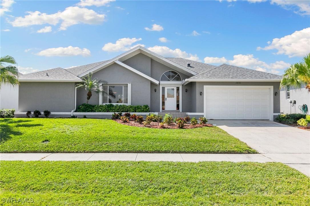 1651 Orleans Ct., Marco Island, FL 34145