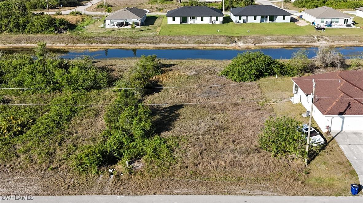 386 Pauline Ave., Lehigh Acres, FL 33974