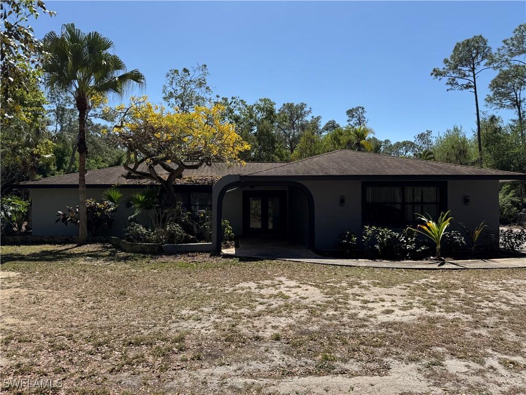 6940 Bottlebrush Ln., Naples, FL 34109
