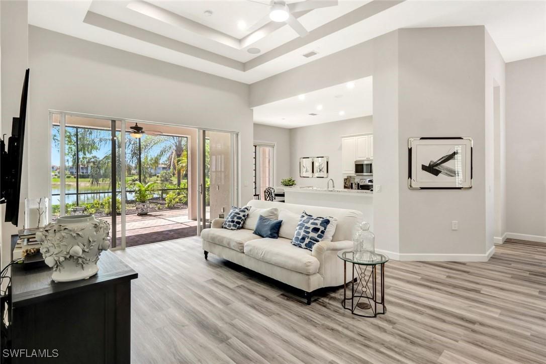 3376 Sandpiper Way, Naples, FL 34109