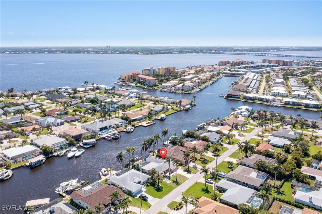 3913 SE 19th Ave., Cape Coral, FL 33904