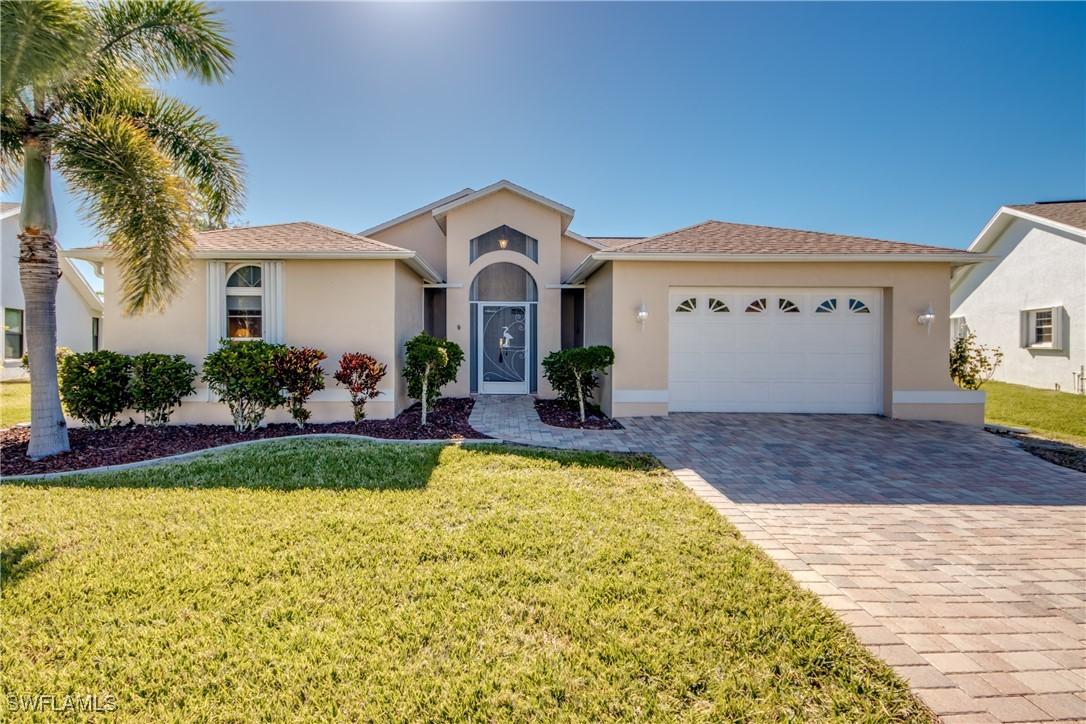 3449 Clubview Dr., North Fort Myers, FL 33917